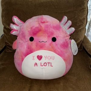 18” ALEKA  I ♥️ YOU A LOTL SQUISHMALLOWS